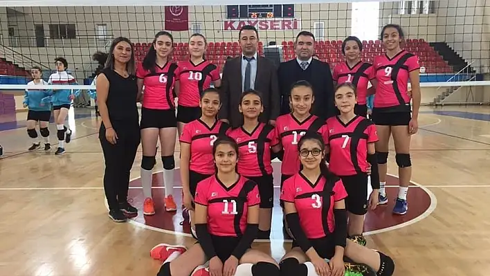 Sema Yazar Ortaokulu gruptan çıkamadı