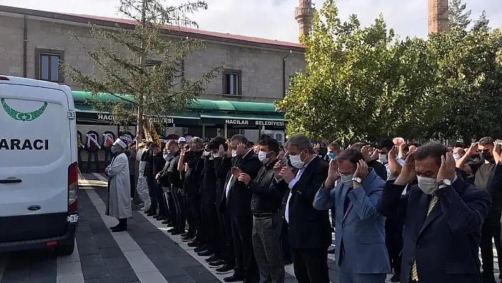 Sendikacı Tahir Horoz son yolculuğuna uğurlandı
