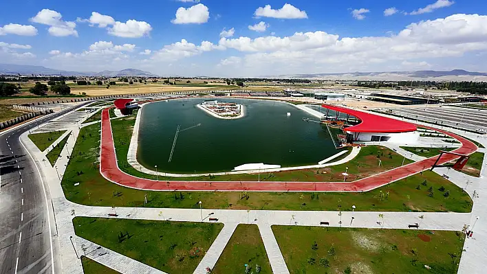 Serinlik ve adrenalin dolu yaz için Kayseri'nin gözde tesisleri hazır