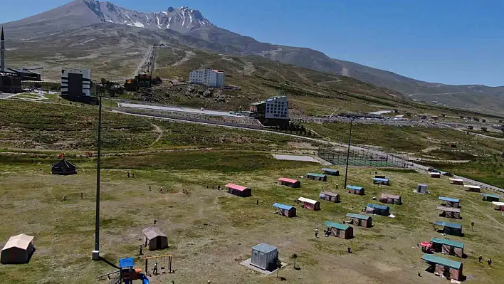 Sıcaktan bunalan Kayserililer soluğu orada aldı!