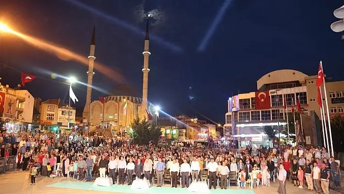 35. ÂŞIK SEYRANİ FESTİVALİNDE birinci gün coşkusu