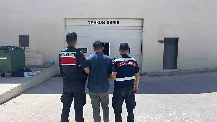 Silahlarını satıp 'çalındı' dedi