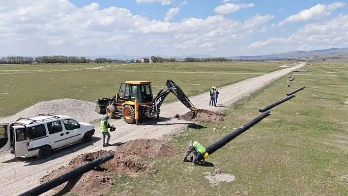 Sindelhöyük Mahallesindeki içme su hattı yenileniyor