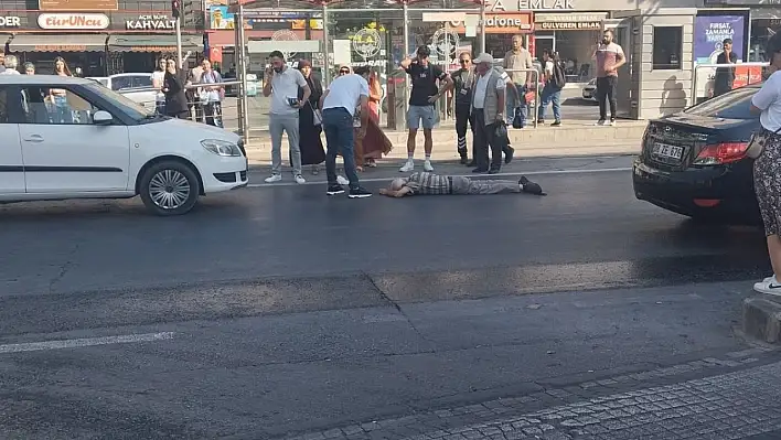 Sivas Caddesi'nde kaza! Yaşlı adama otomobil çarptı
