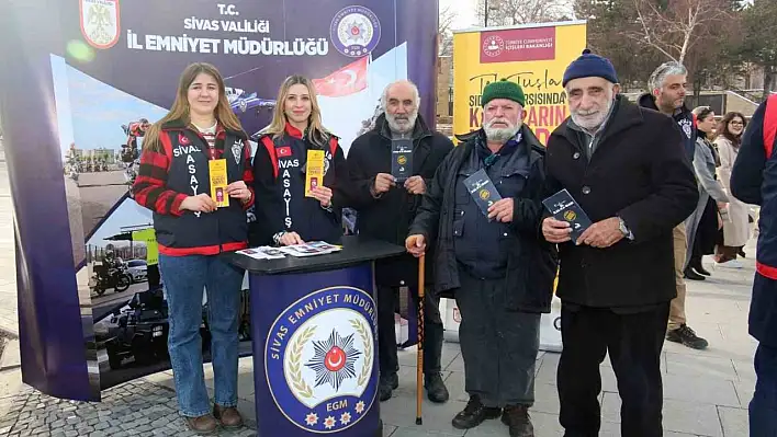 'Kadına El Kalkamaz' ve KADES broşürleri dağıtıldı