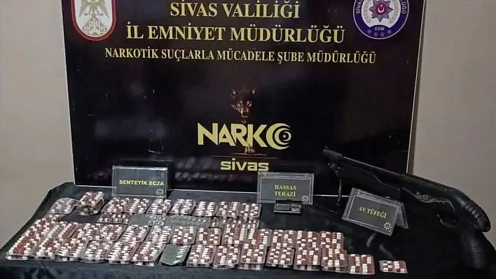 Binlerce sentetik ecza hap ele geçirildi