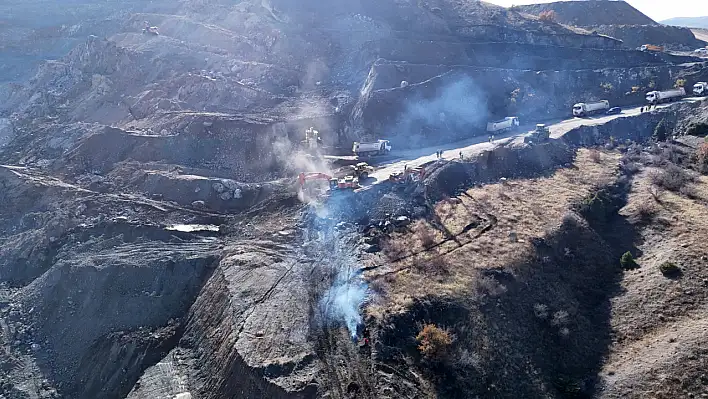 Sivas'ta göçük altında kalan kişi için çalışmalar 4. gününde!