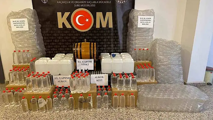 215.5 litre kaçak sahte alkol ele geçirildi