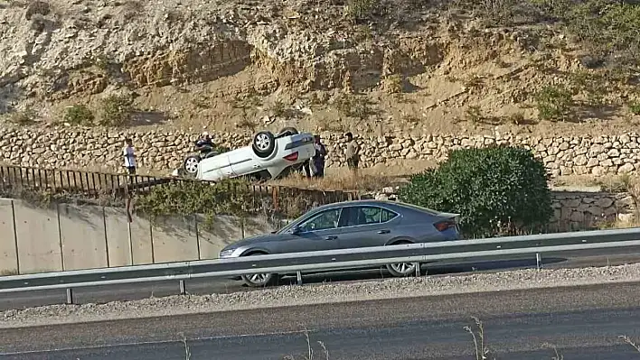 Takla atan otomobilin sürücüsü yaralandı