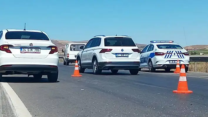 Sivas'ta trafik kazası: 1'i çocuk 6 yaralı