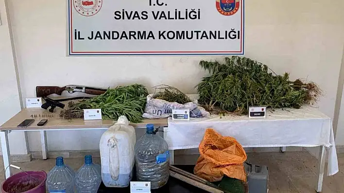 Sivas jandarmasından uyuşturucu operasyonu