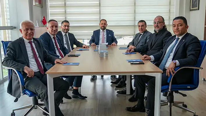 SMMM Odası yeni yönetimi görev dağılımını yaptı