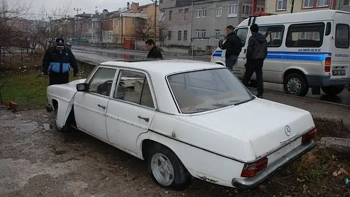 Sokaklardaki sahipsiz hurda araçlar toplanacak