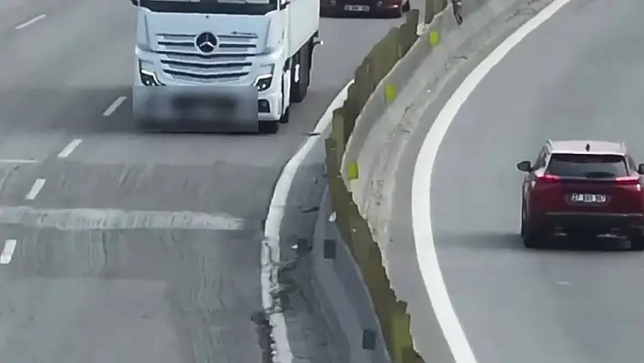 Şerit ihlali yapan TIR ve kamyonlara ceza yağdı