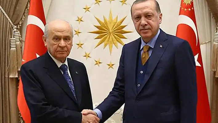 Son Dakika! Erdoğan ve Bahçeli arasındaki erken seçim zirvesi başladı