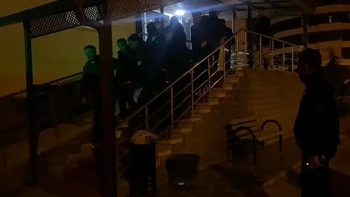 Son dakika! Evinde ölü bulundu