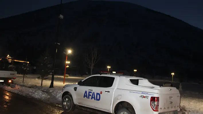 Son dakika! Kayseri'de 4 genç dağda mahsur kaldı