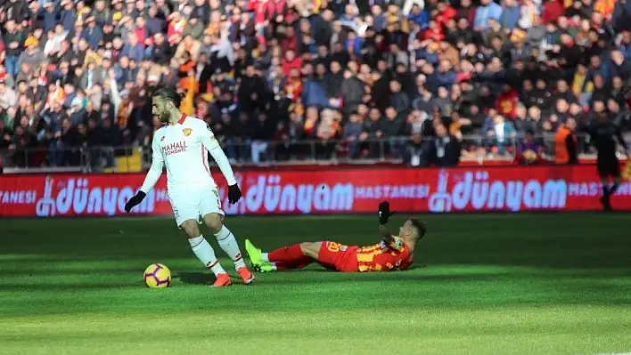 Spor Toto Süper Lig: İM Kayserispor: 1 - Göztepe: 0 (İlk yarı)
