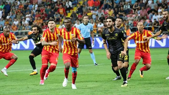 Kayserispor: 0 - Evkur Yeni Malatyaspor: 0 (İlk yarı)