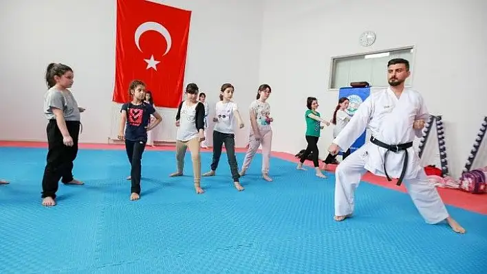 Sporcu fabrikası hız kesmiyor