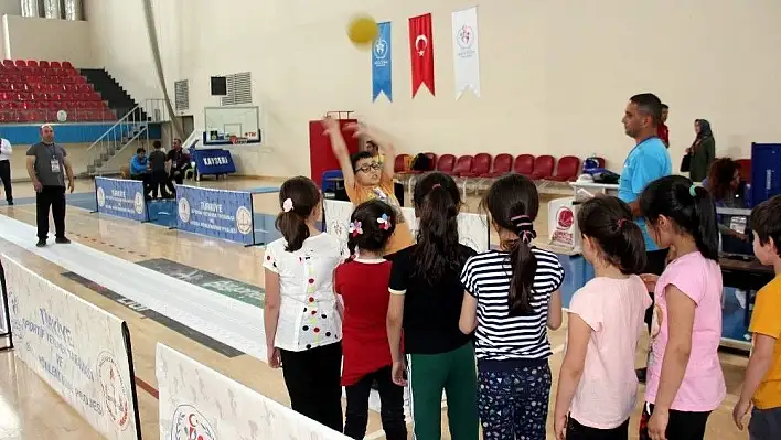 Sporcular yeteneklerinin küçükken farkında olacak
