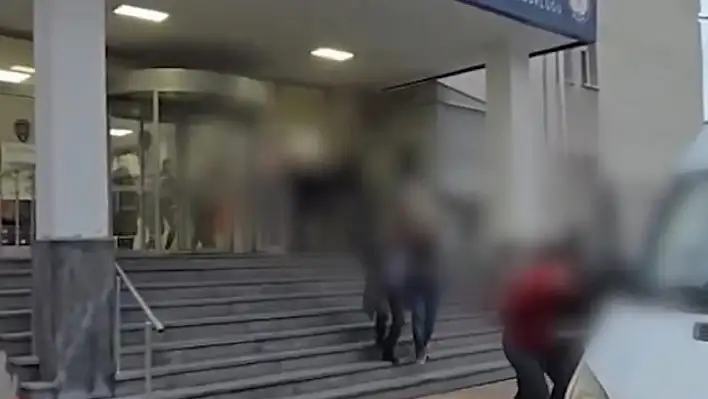 Suçlulara nefes aldırılmadı: 50 aranan şahıs yakalandı