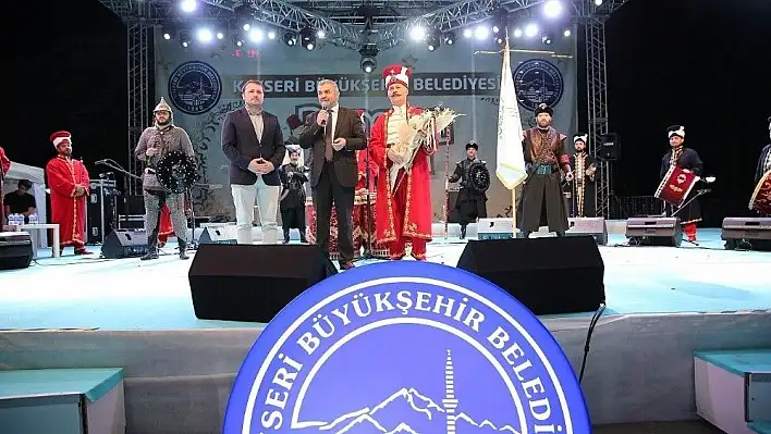 Sufi Mehter Ramazan Sokağı'nda konser verdi