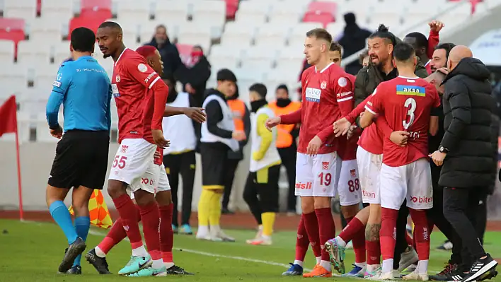 Süper Lig: E.Y. Sivasspor: 1 - İstanbulspor: 0