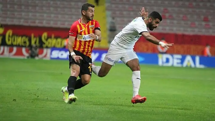 Süper Lig: Kayserispor: 1 - Kasımpaşa: 0 (İlk yarı)