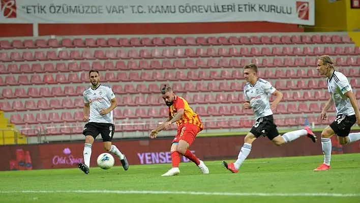 Süper Lig: Kayserispor: 3 - Beşiktaş: 1 (Maç sonucu)