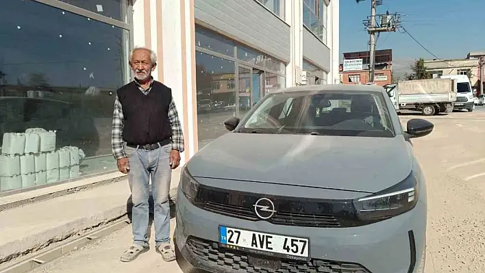 Şüpheli bomba düzeneği nedeniyle engelli çocuğu için aldığı araç zarar gördü