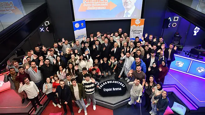Talas E-Spor Arena'da gençler bakın neden toplandı!