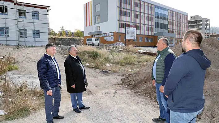 Başkan Millet Bahçesini yerinde inceledi...