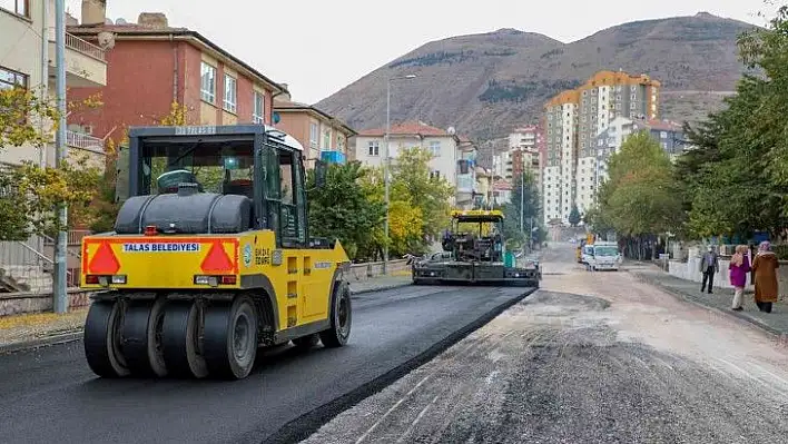 Talas'ta o cadde komple bakıma alındı!
