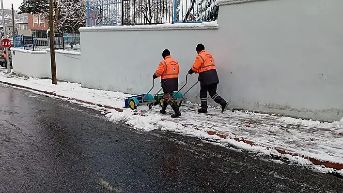 Talas, 90 kişilik ekiple sahada