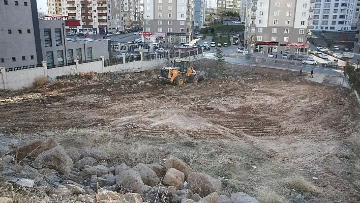 Talas'ta 331 bin metrekare saha temizliği yapıldı
