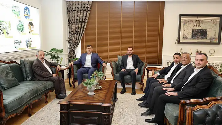 Talas'ta neler oluyor! MHP'nin art arda ziyaretleri merak konusu oldu