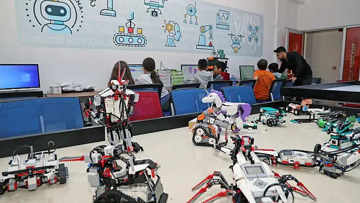 Talas'ta robotik ve 3B tasarım kursları başladı