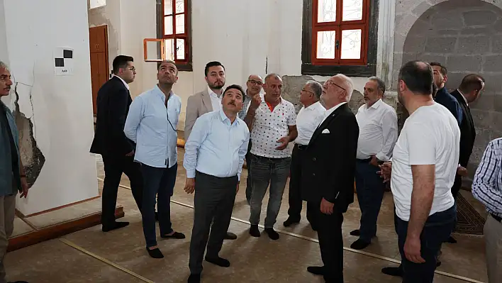 Talas'ta Yaman buluşma! Hayranlıkla baktılar