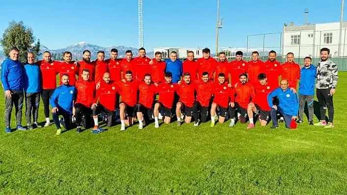 Talasgücü Belediyespor'un Antalya kampı devam ediyor