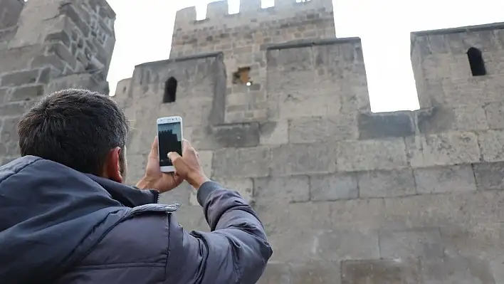 Son dakika...Tarihi kalede intihar girişimi!