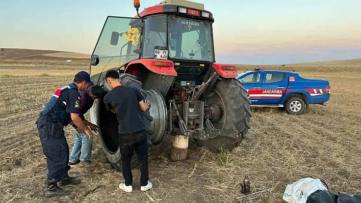 Mahsur kalan çiftçinin imdadına jandarma koştu