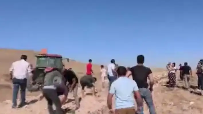 Tarlasındaki suyu belediyeye bağışladı, köy ayağa kalktı