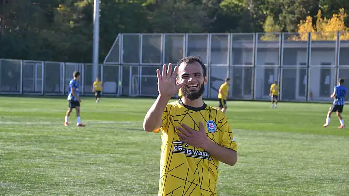 Tek maçta 5 gol attı!
