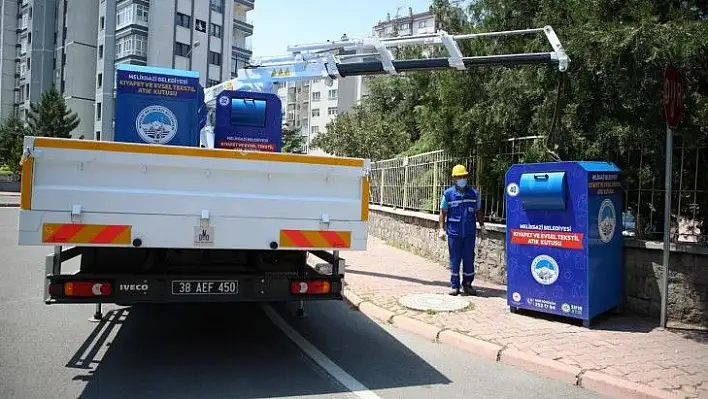 Tekstil atıkları geri dönüşümle birlikte ihtiyaç sahiplerine ulaşıyor