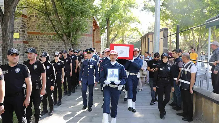 Terör Gazisi İsmet Eraslan Son Yolculuğuna Uğurlandı