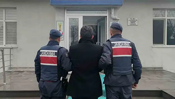 İhraç memur, jandarmadan kaçamadı
