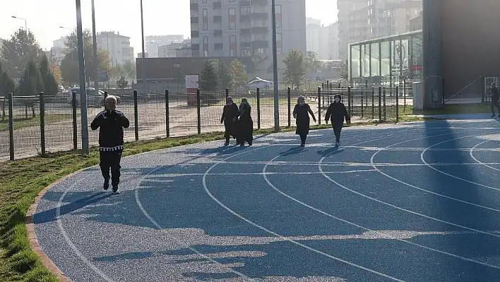 Tesisler açıldı spor severler akın etti