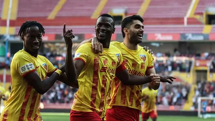 Thiam'dan 5 maçta 5 gol