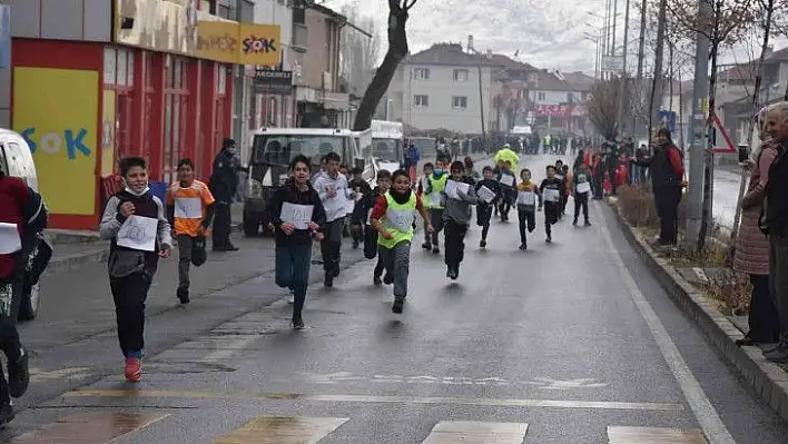 Tomarza'da Atatürk Koşusu!